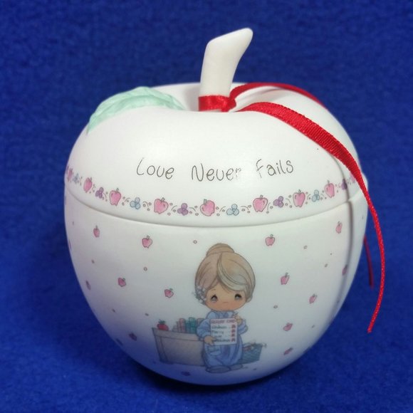 Precious Moments Love Never Fails Apple Trinket Box Gift For Teacher No Box - Picture 5 of 10